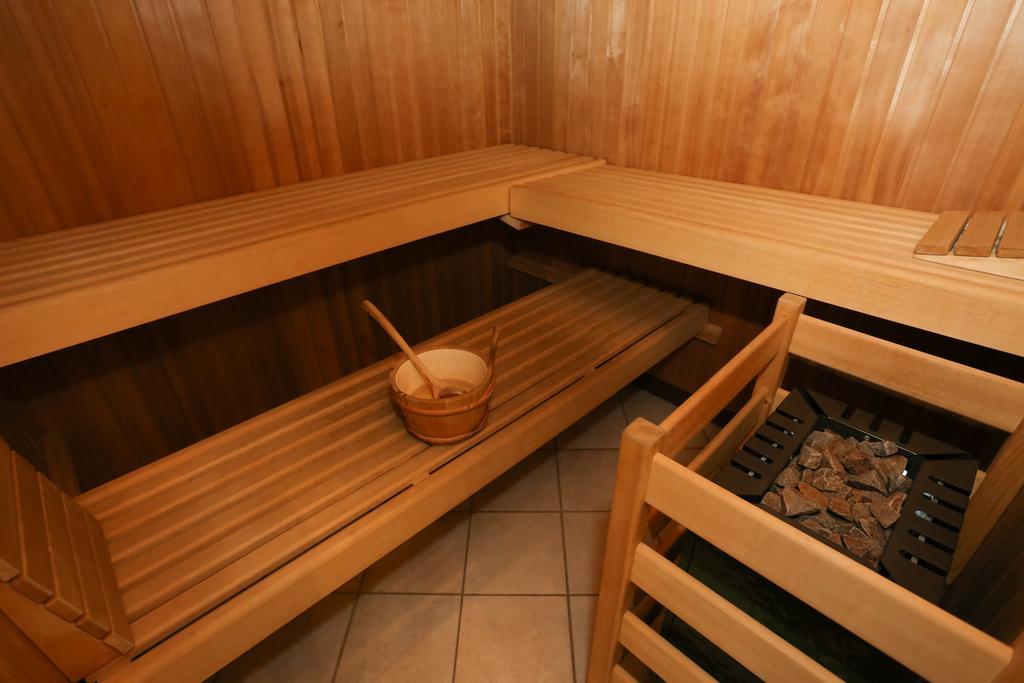 Residence Laitacherhof - Modern Apartments With Outside Pool And Sauna Chiusa Exterior photo
