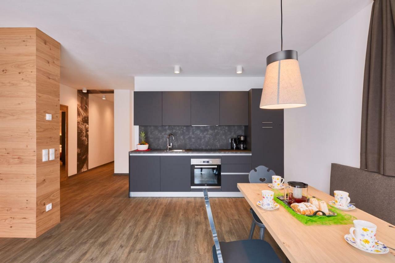 Residence Laitacherhof - Modern Apartments With Outside Pool And Sauna Chiusa Exterior photo